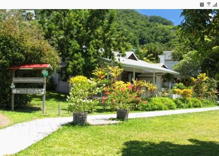 Beau Vallon Bungalows