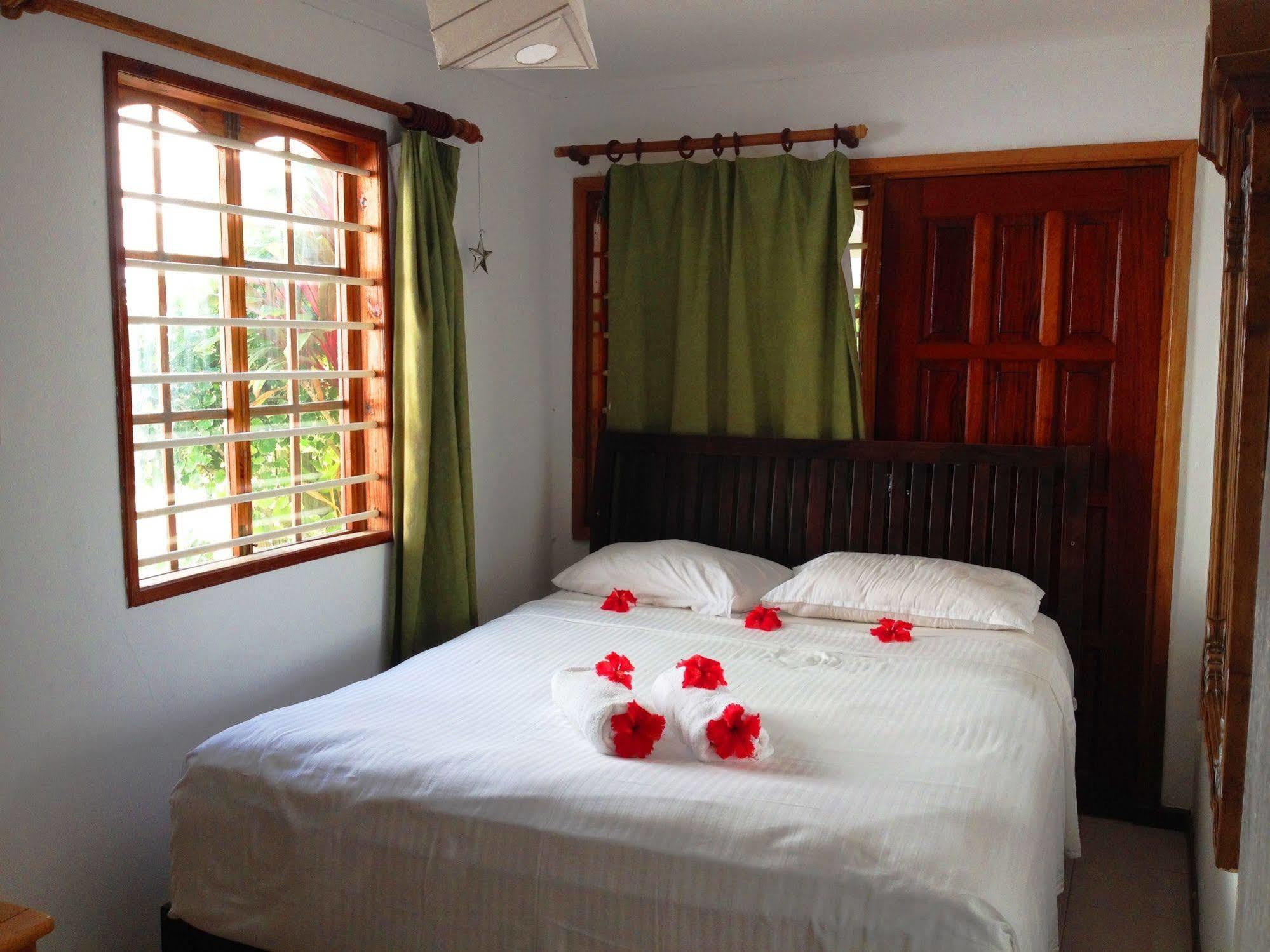 Guest house Beau Vallon 3*