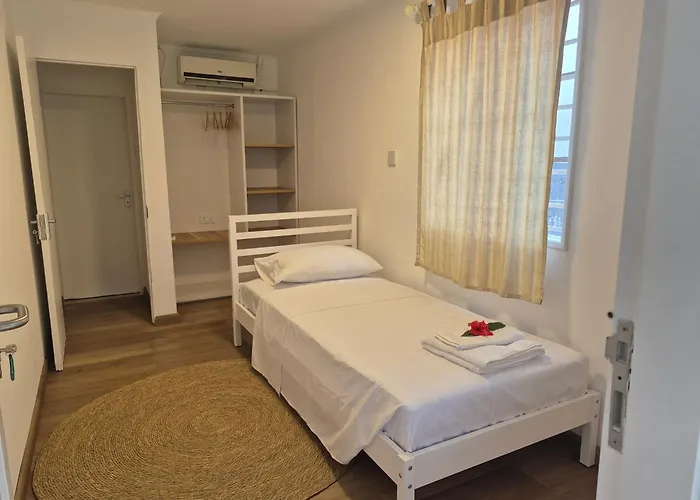 Beau Vallon Bungalows