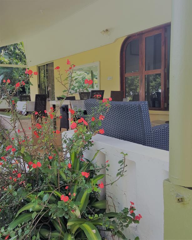 Beau Vallon Bungalows